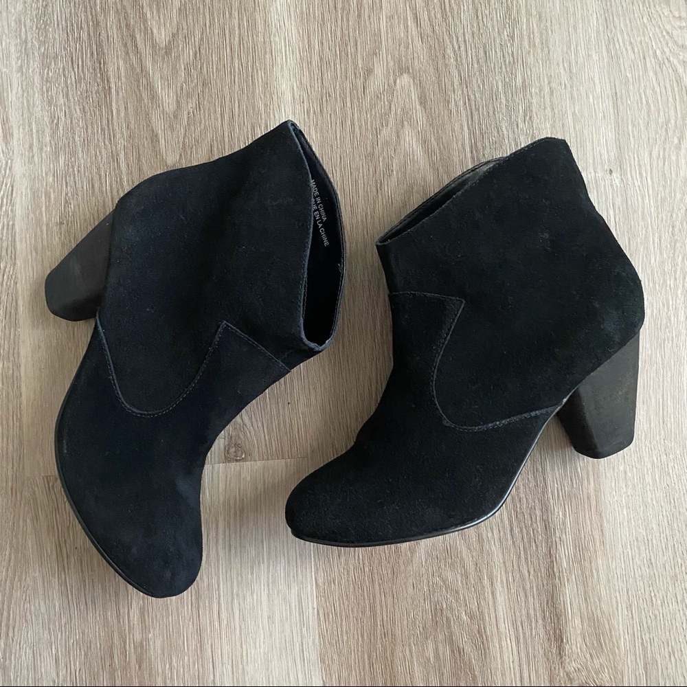 Ecote Urban Outfitters Alexandra Suede Slip On Booties